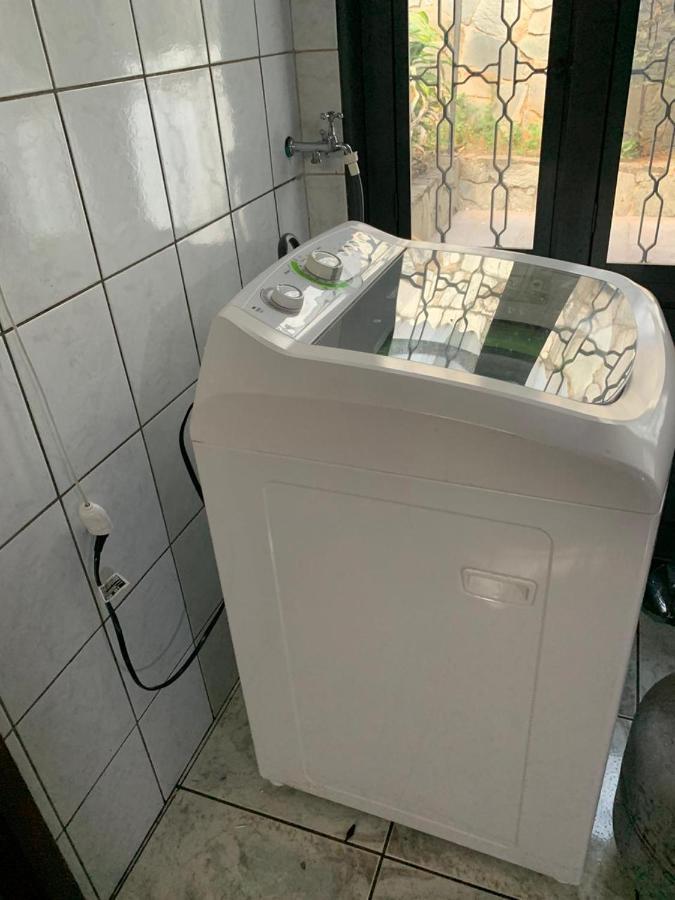 Casa Quintal Bueno! 5 Quartos Com Ar Split E Internet Ultra! Perto Do Melhor De Goiania! Marista Parques Areiao E Vaca Brava Hospital Premium Mater Dei Blue Fit Perdomo Goiania Shopping! Εξωτερικό φωτογραφία
