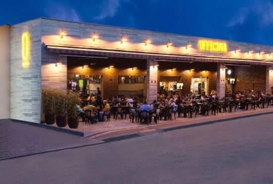 Casa Quintal Bueno! 5 Quartos Com Ar Split E Internet Ultra! Perto Do Melhor De Goiania! Marista Parques Areiao E Vaca Brava Hospital Premium Mater Dei Blue Fit Perdomo Goiania Shopping! Εξωτερικό φωτογραφία