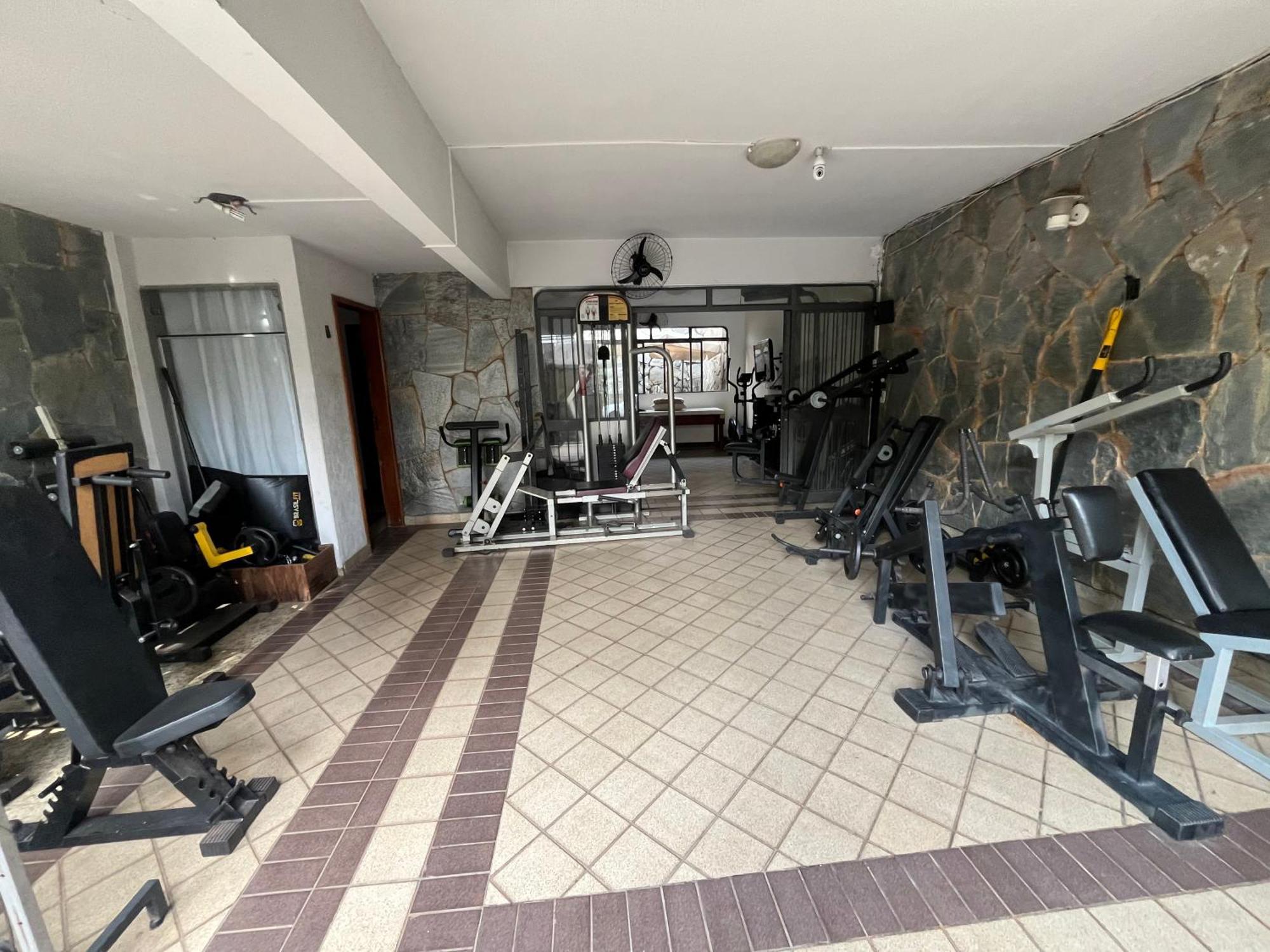 Casa Quintal Bueno! 5 Quartos Com Ar Split E Internet Ultra! Perto Do Melhor De Goiania! Marista Parques Areiao E Vaca Brava Hospital Premium Mater Dei Blue Fit Perdomo Goiania Shopping! Εξωτερικό φωτογραφία