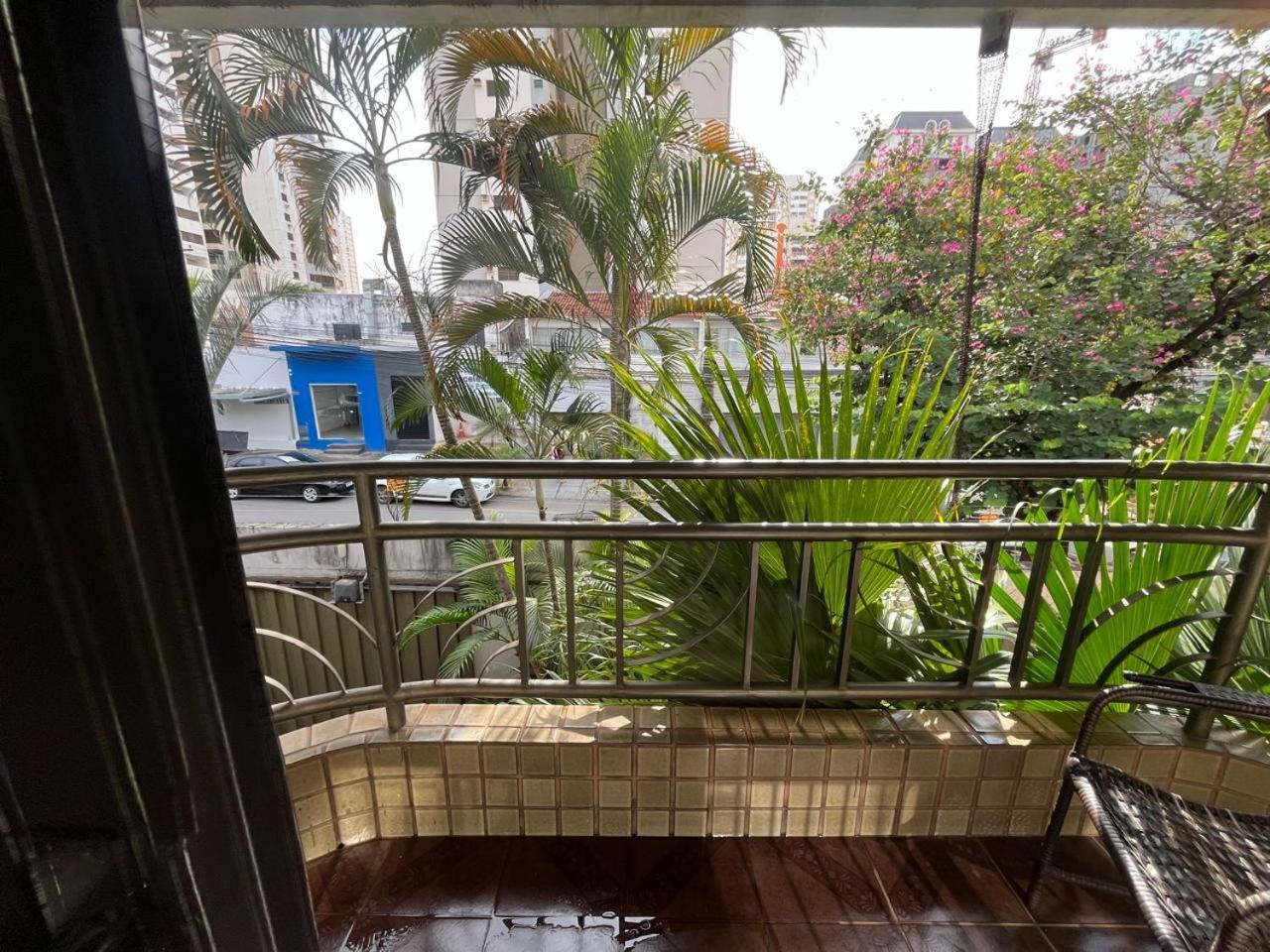 Casa Quintal Bueno! 5 Quartos Com Ar Split E Internet Ultra! Perto Do Melhor De Goiania! Marista Parques Areiao E Vaca Brava Hospital Premium Mater Dei Blue Fit Perdomo Goiania Shopping! Εξωτερικό φωτογραφία