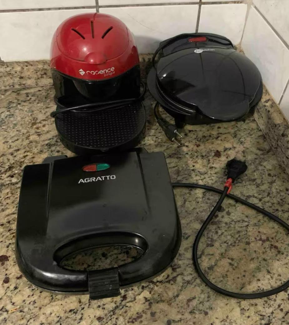 Casa Quintal Bueno! 5 Quartos Com Ar Split E Internet Ultra! Perto Do Melhor De Goiania! Marista Parques Areiao E Vaca Brava Hospital Premium Mater Dei Blue Fit Perdomo Goiania Shopping! Εξωτερικό φωτογραφία
